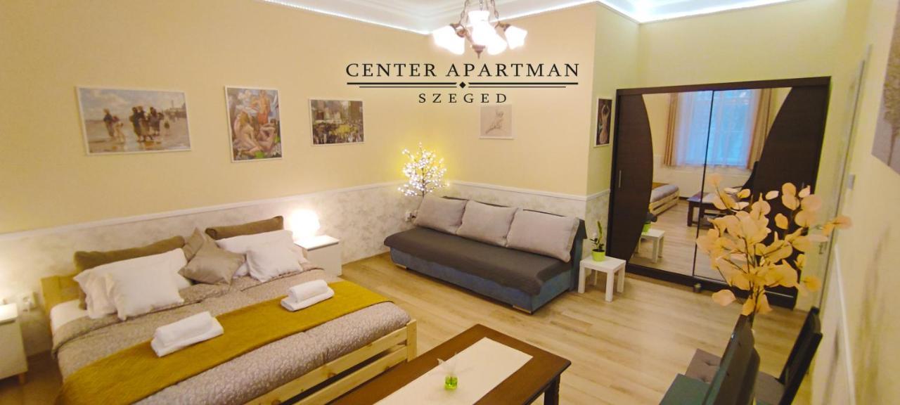 Center Apartman Szeged Bagian luar foto